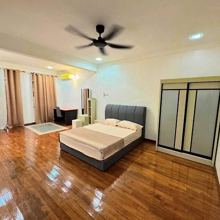 Ibai Golf Home Resort Homestay Kuala Terengganu Ngoại thất bức ảnh