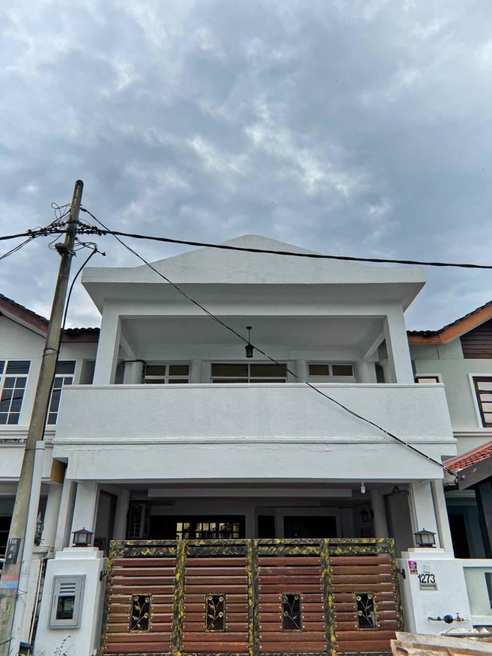 Ibai Golf Home Resort Homestay Kuala Terengganu Ngoại thất bức ảnh